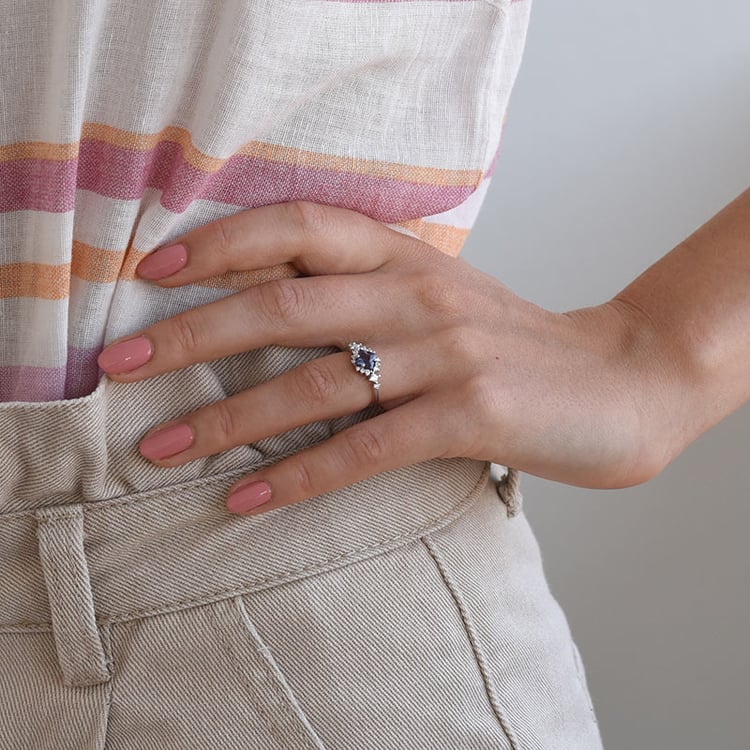 Prsteň s alexandrit a moissanitu 68935