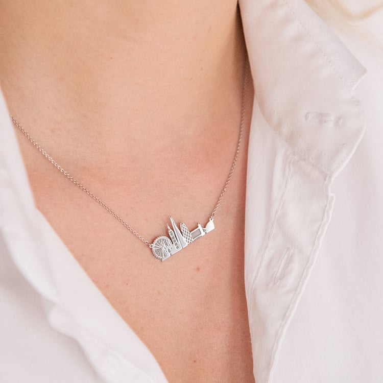 Zlatý či platinový náhrdelník mesta Londýn 107117