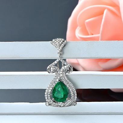 Zlatý smaragdový náhrdelník 6166