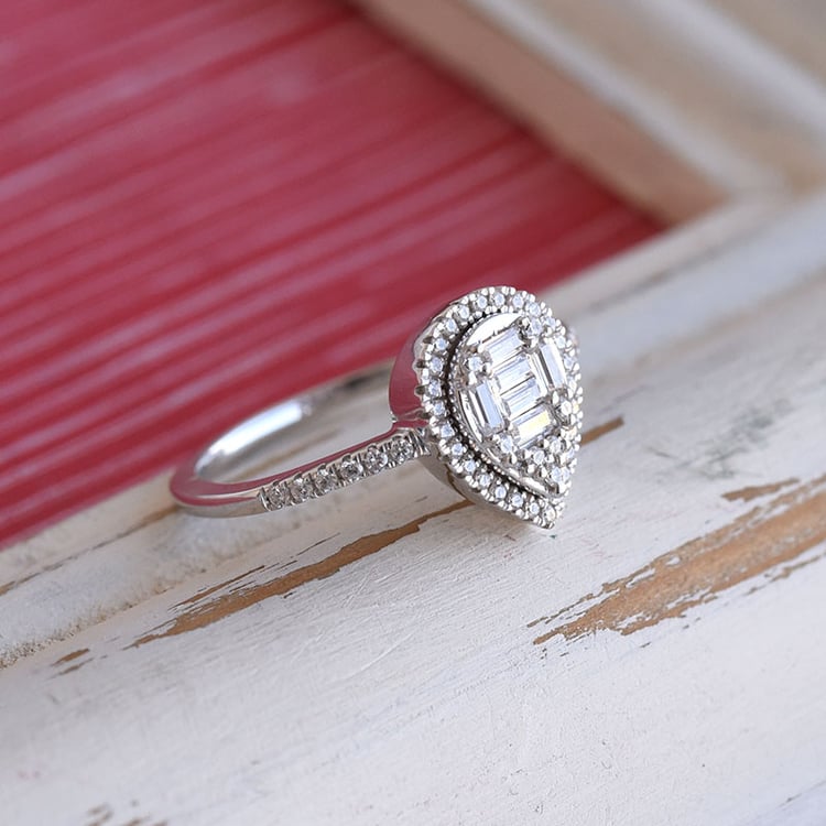 Prsteň s diamantmi 85315