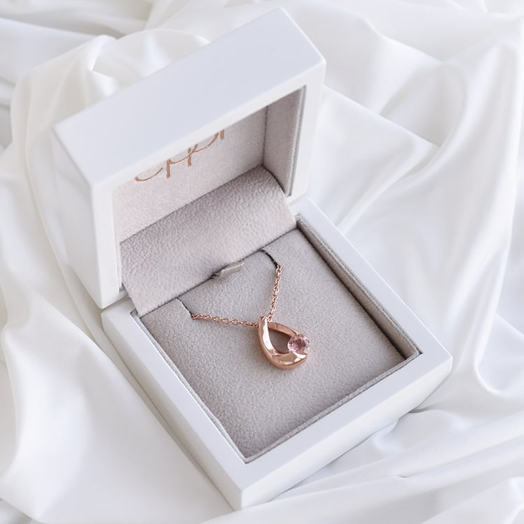 Prívesok s morganitom 89872