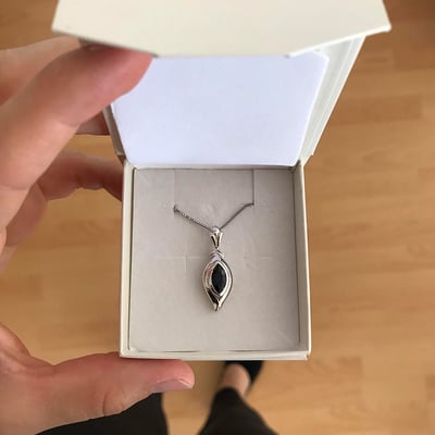 Zafírový náhrdelník