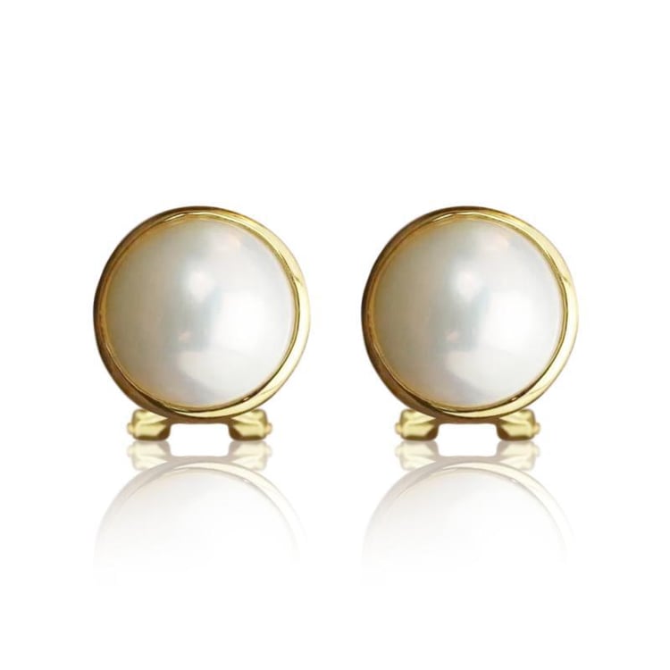 Napichovacie náušnice s bielymi sladkovodnými perlami Markita