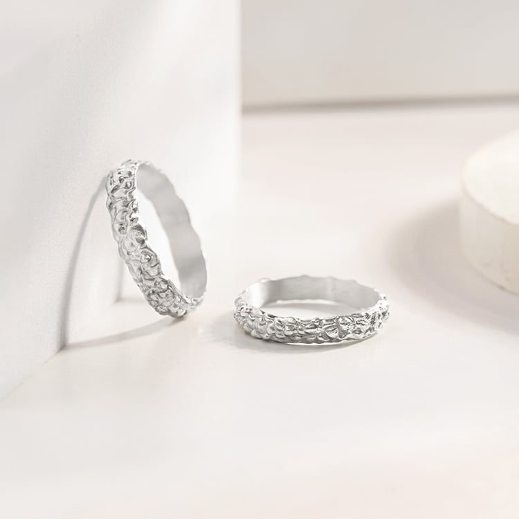 Zlaté svadobné obrúčky s atypickým povrchom Jane 153897