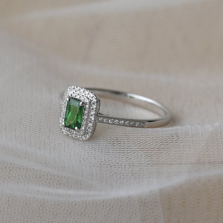 Prsteň s emerald tsavorit granátom a diamantmi 63719