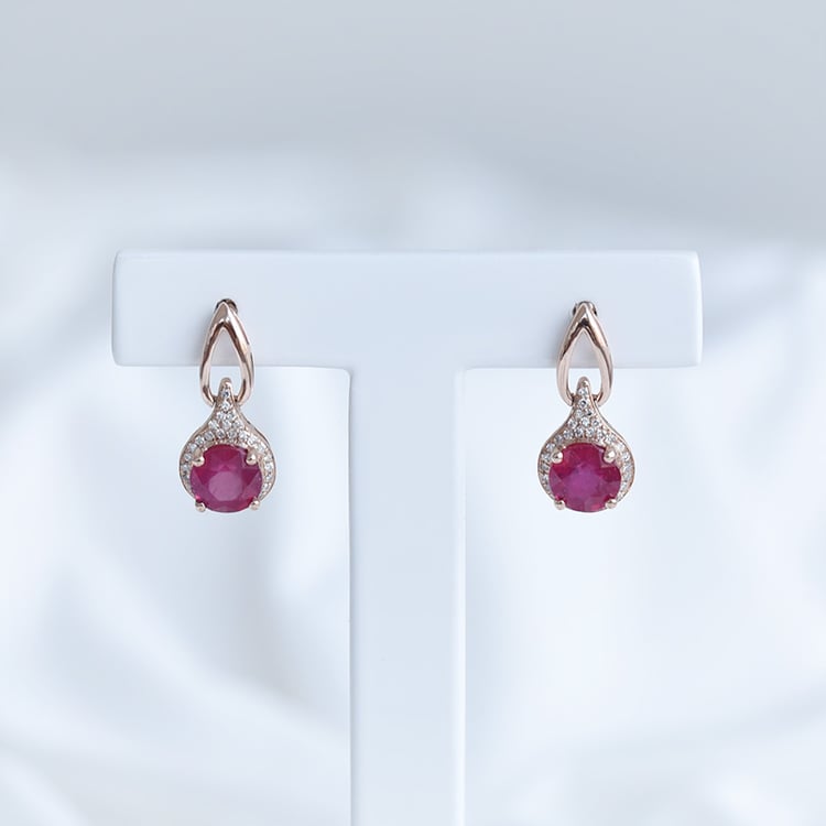 Náušnice s rubínmi a diamantmi 93378