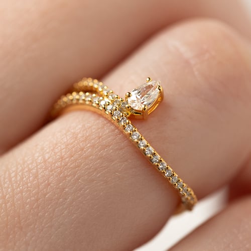Atypický zásnubný prsteň s diamantmi Finie