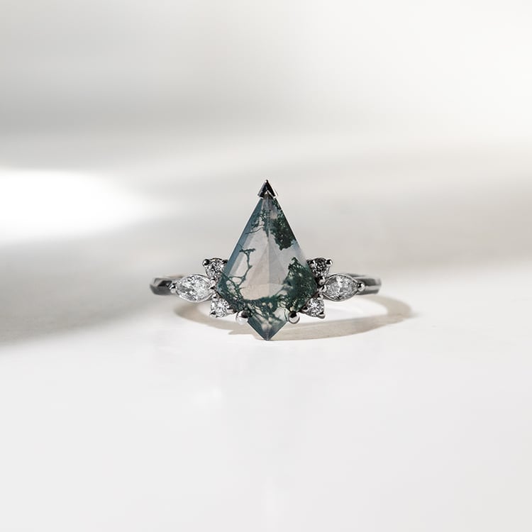 Okúzľujúci prsteň s machovým achátom Isabela 141316