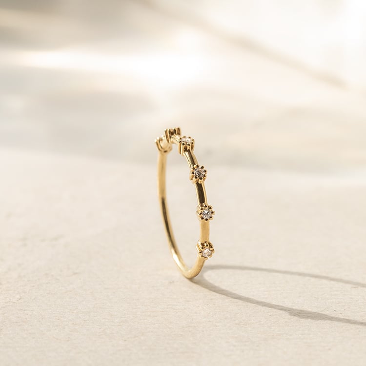 Znamenitý strieborný prsteň s lab-grown diamantmi Demmi 138924