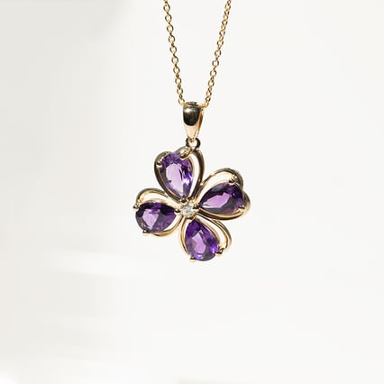 Prívesok s ametystovým štvorlístkom Ravis