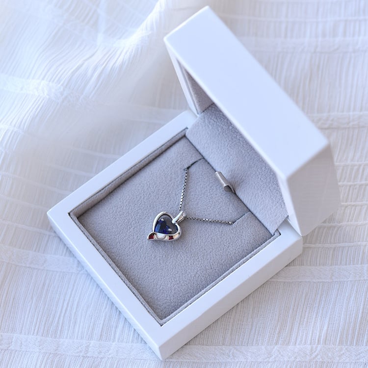 Náhrdelník so zafírom 69117