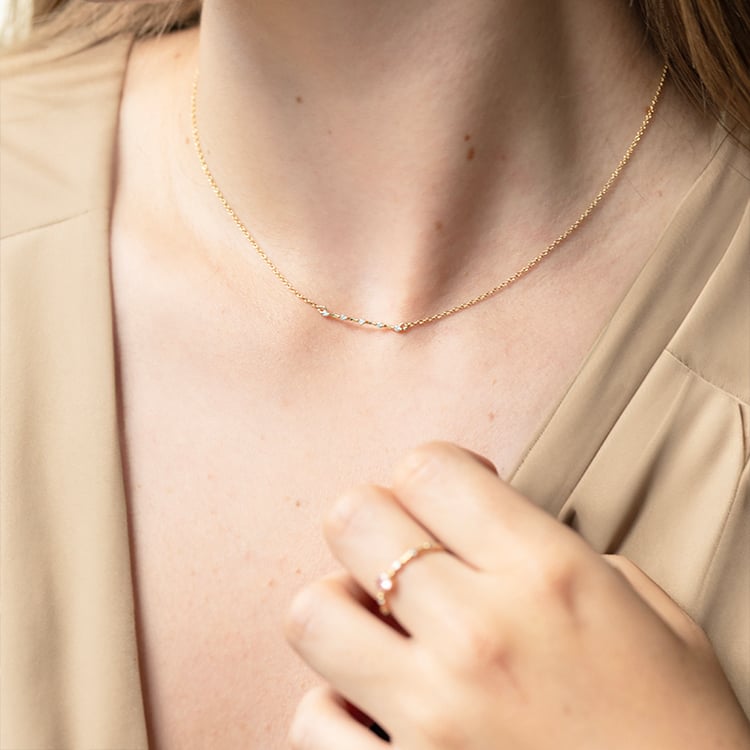 Minimalistický náhrdelník s diamantmi Miles 142833