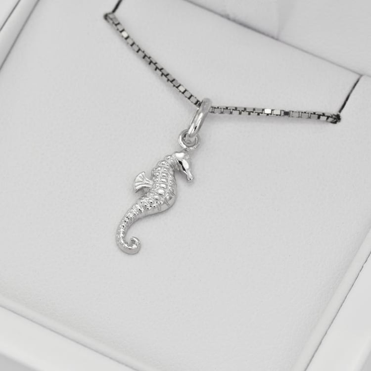 Strieborný prívesok 25926