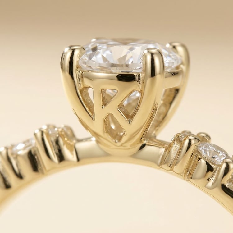 Zásnubný prsteň s výberom písmen a lab-grown diamantmi Carina 167549