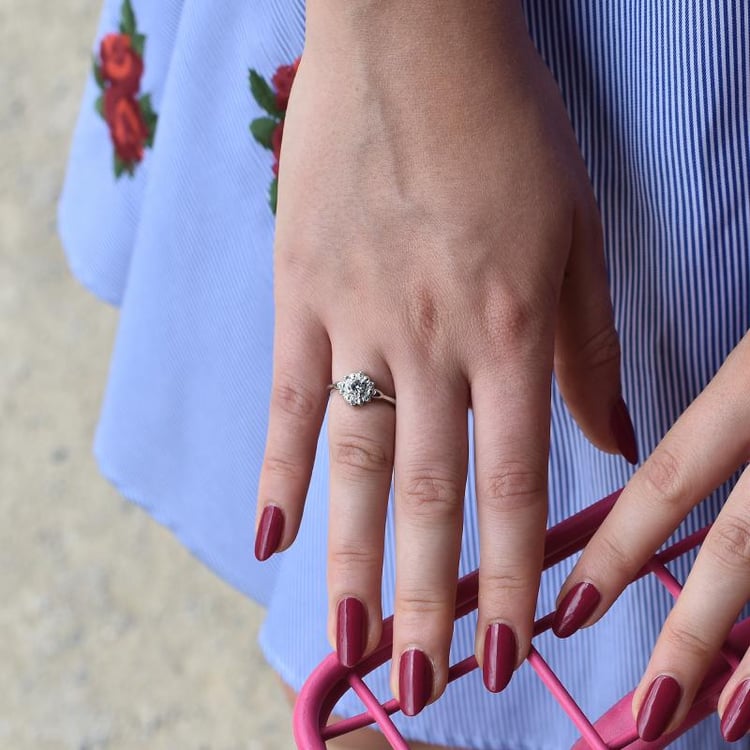 Zlatý zásnubný prsteň 12807