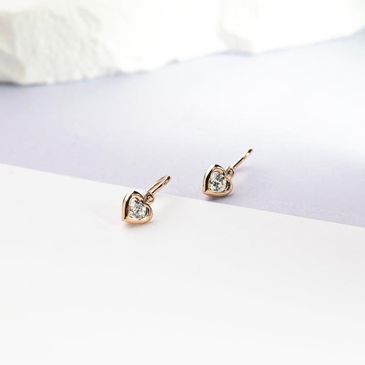 Zlaté detské náušnice srdiečka s moissanitmi Aurora 151764
