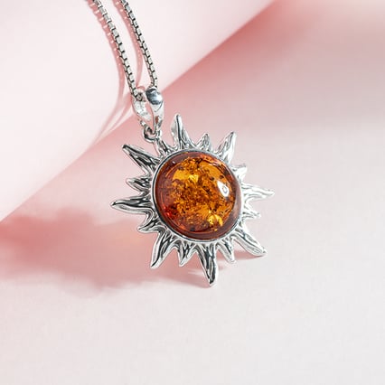 Strieborný jantárový prívesok v tvare slnka Mataha