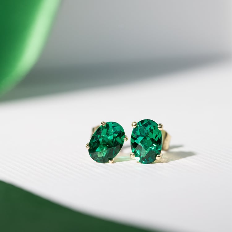 Zlaté náušnice s oválnymi smaragdmi Jalia 121891