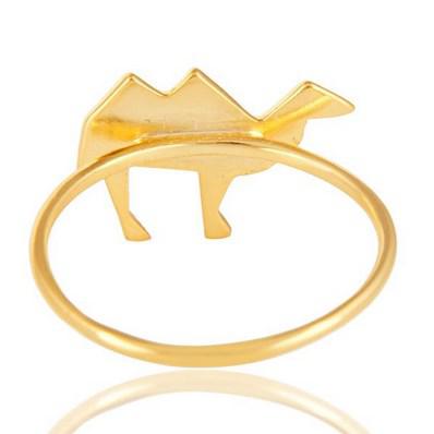 Strieborny prsteň 8947