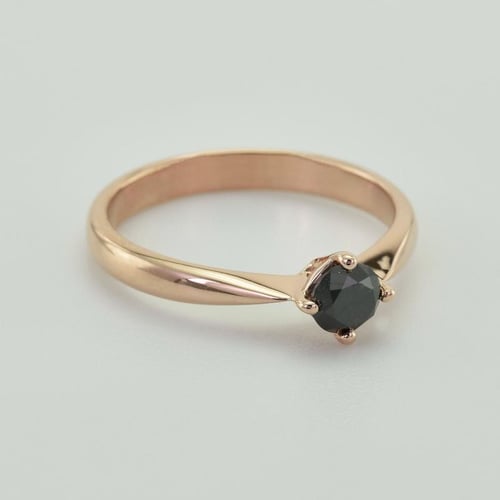 Zásnubný prsteň s čiernym diamantom Maya