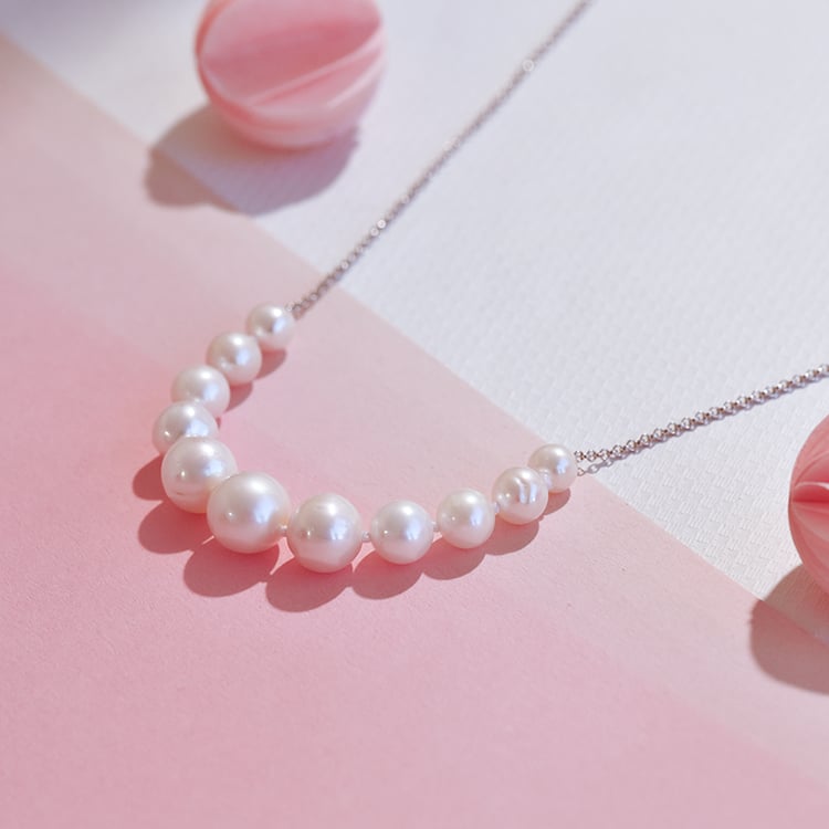 Elegantný strieborny náhrdelník s perlami Kader 109325