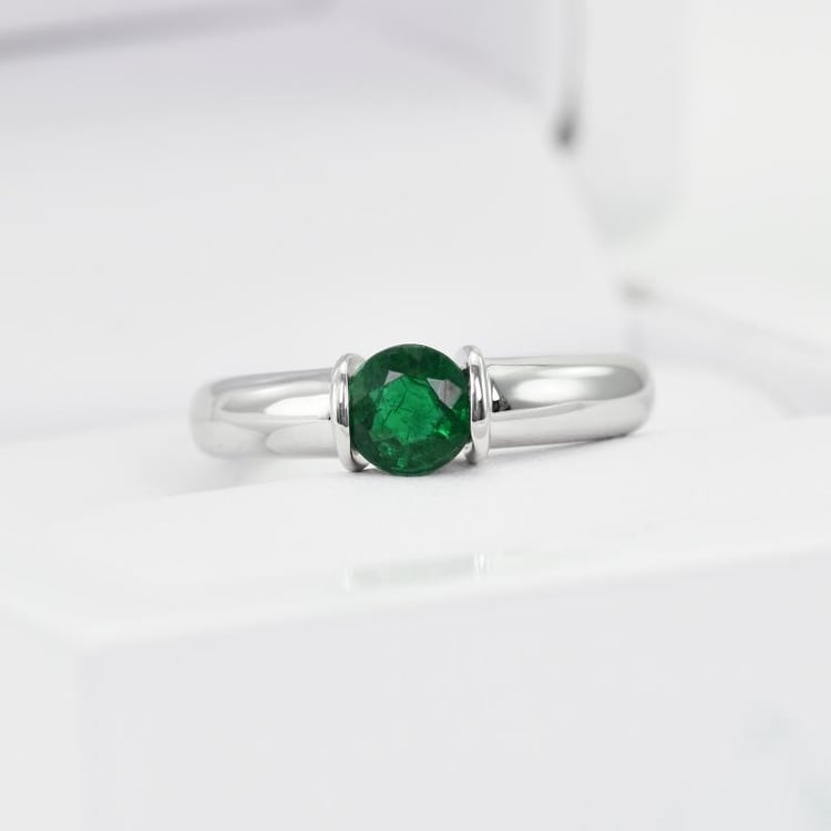 Smaragdový zásnubný prsteň 13333