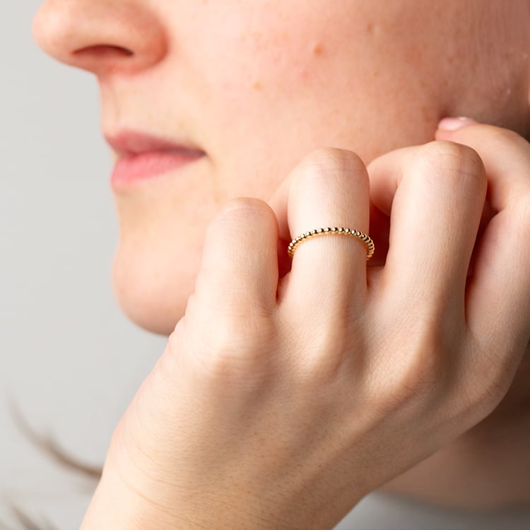 Minimalistický guličkový prsteň Mira 147648