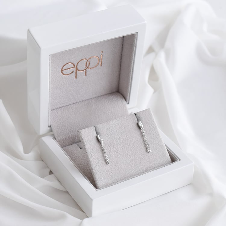 Náušnice so syntetickými diamantmi 93346