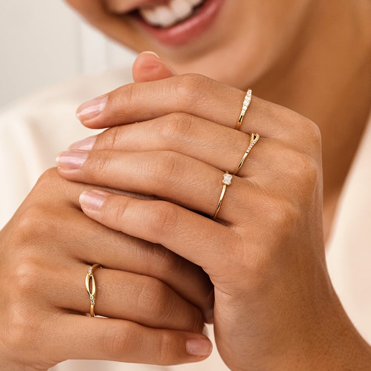 Minimalistický prsteň zo striebra s lab-grown diamantmi Ingvar 162982