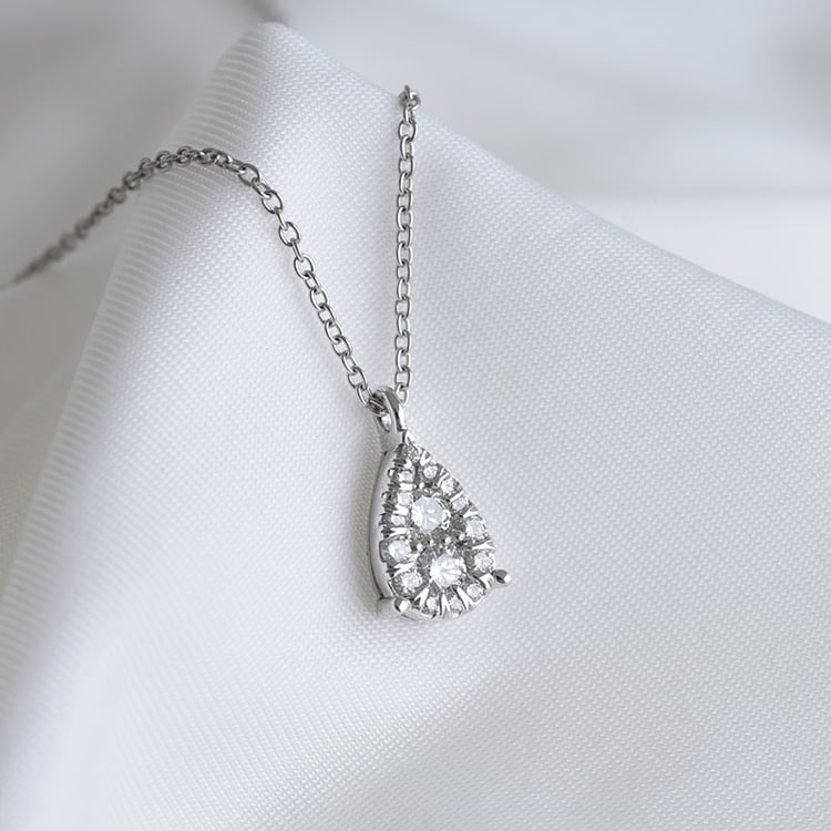 Diamantový prívesok 86038