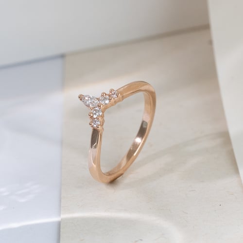 Vykrojená obrúčka s diamantmi Colette