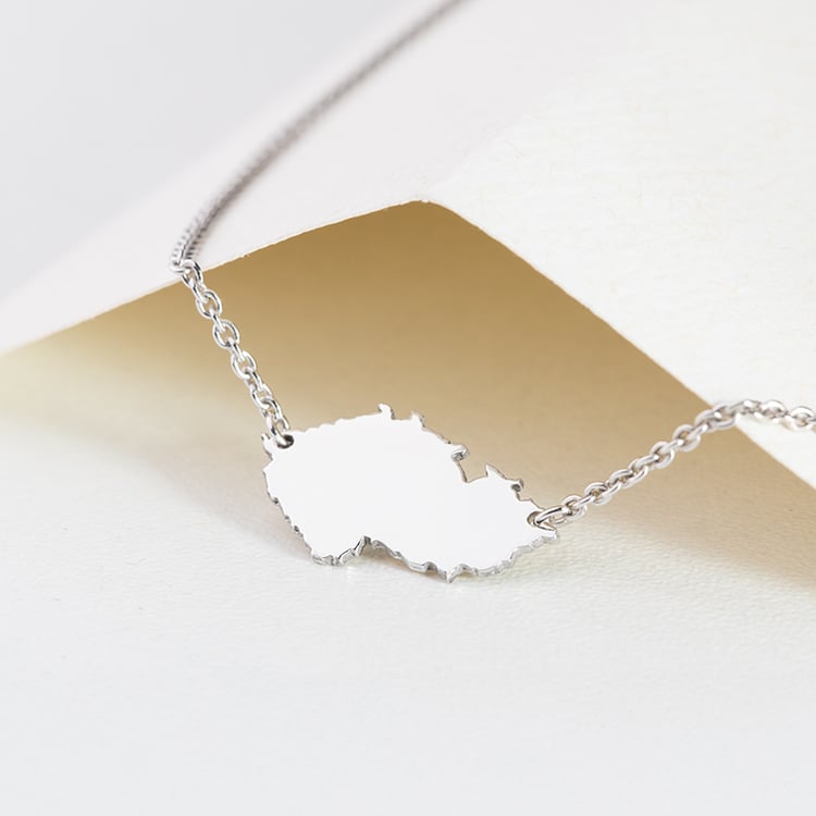 Zlatý či platinový náhrdelník Česká republika 147756