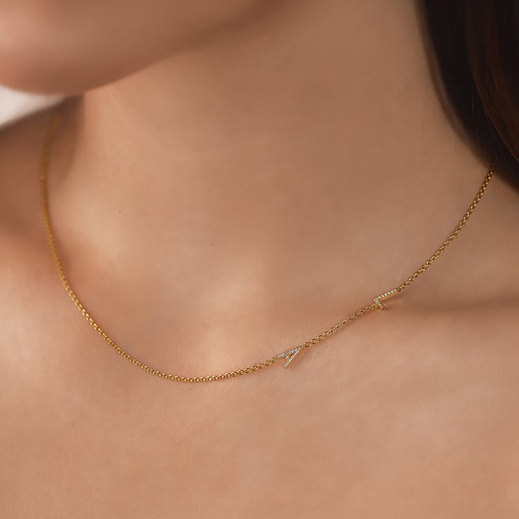 Strieborný náhrdelník s 2 písmenkami a lab-grown diamantmi Lupe 152766