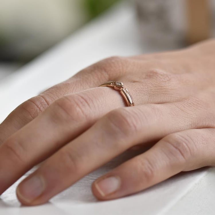 Diamantový zásnubný prsteň 24750