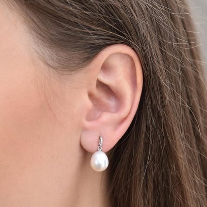 Zlatá perlová kolekcia s diamantmi Elzaida