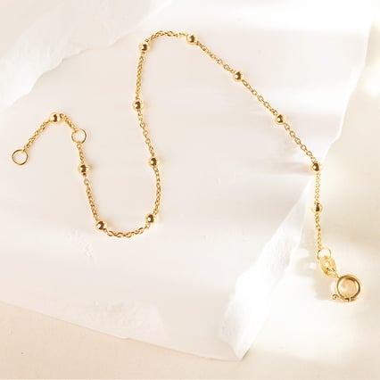 Náramok s guličkami 18 cm zo striebra